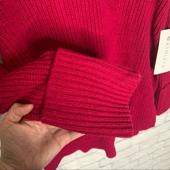 NWT Athleta Shasta Oversized Wool Blend High Low V-Neck Sweater - Picture 11 of 16